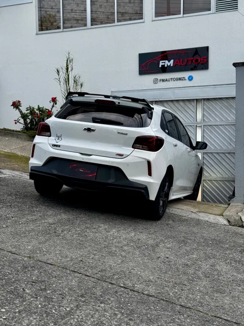 Chevrolet Onix 2021 - vista 5