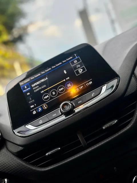 Chevrolet Onix 2021 - vista 9