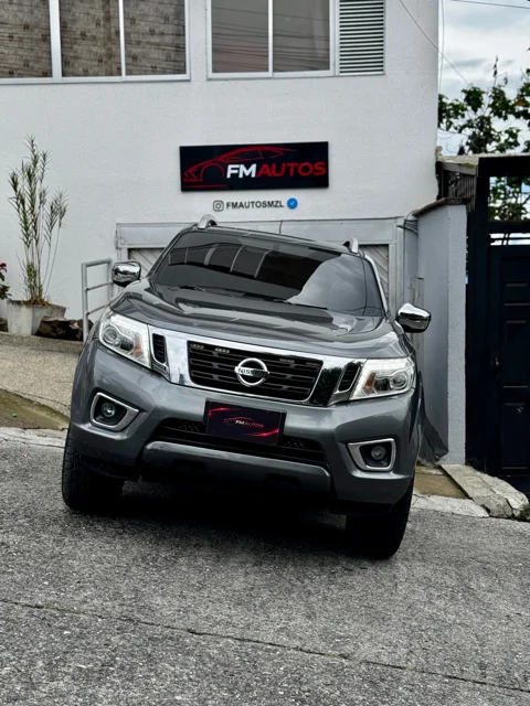 Nissan Frontier 2020 - vista 2