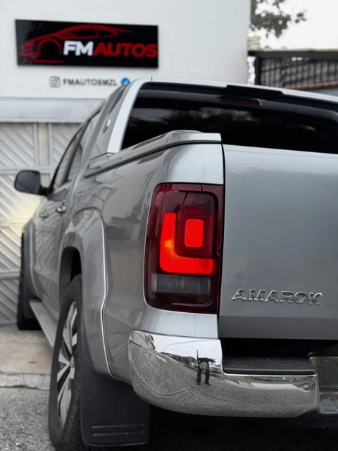 Volkswagen Amarok 2022 - vista 5